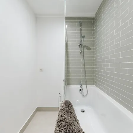 Majesté-centre-charmant Appartement Grenoble