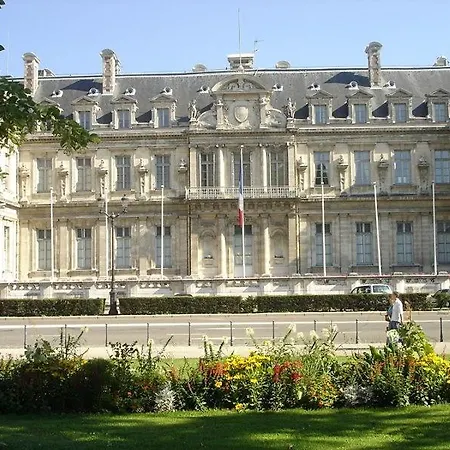 Appartement Majesté-centre-charmant